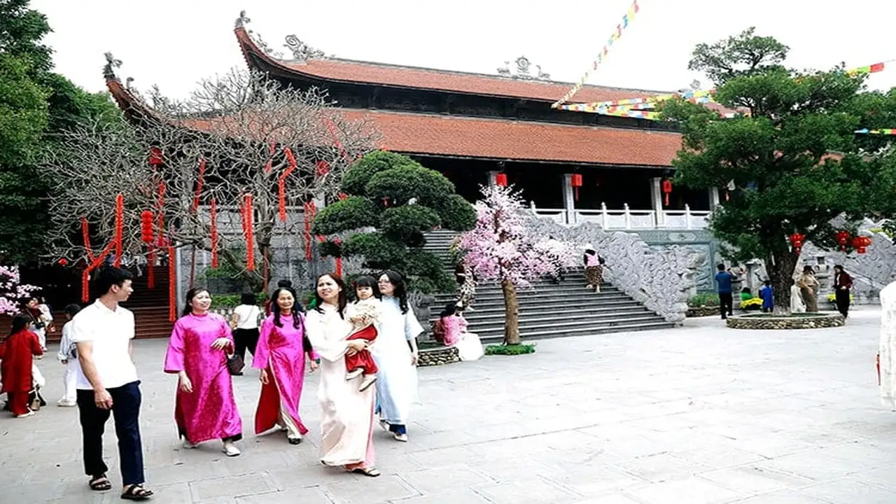 توقعات بطقس مشمس وارتفاع طفيف في درجات الحرارة شمال فيتنام الأيام المقبلة